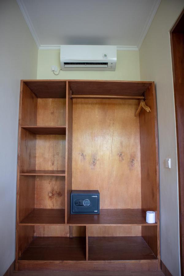 Gong Vanka Guest House Canggu Exterior photo
