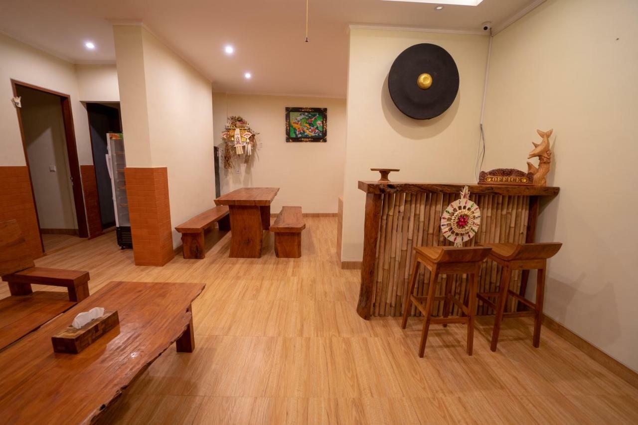 Gong Vanka Guest House Canggu Exterior photo