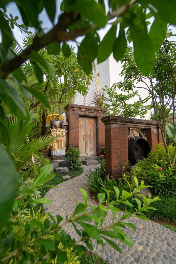 Gong Vanka Guest House Canggu Exterior photo