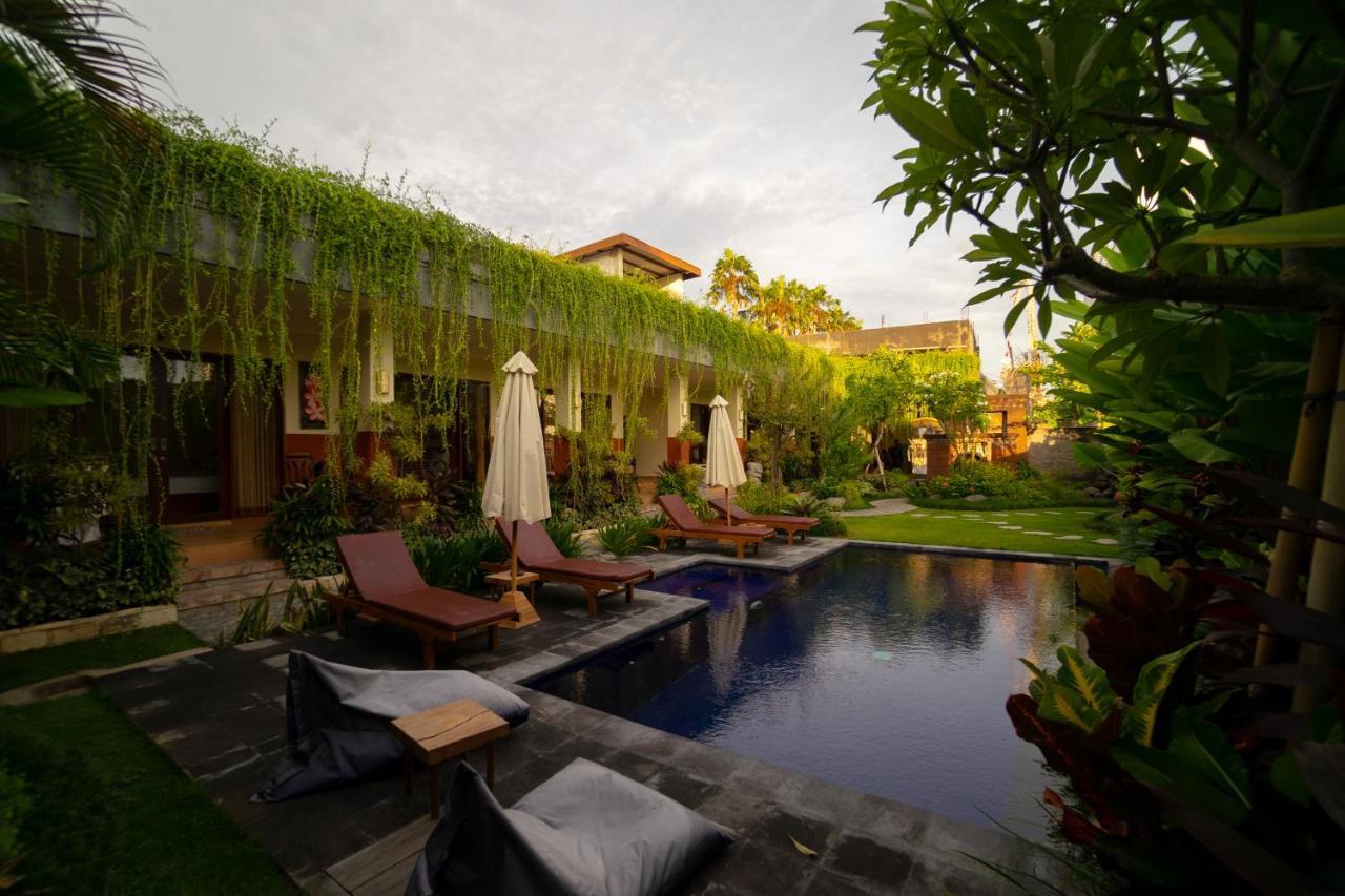 Gong Vanka Guest House Canggu Exterior photo