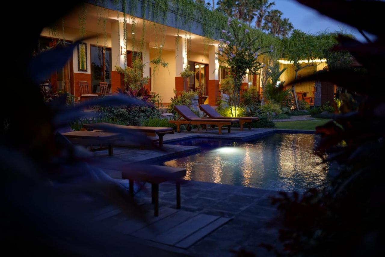 Gong Vanka Guest House Canggu Exterior photo